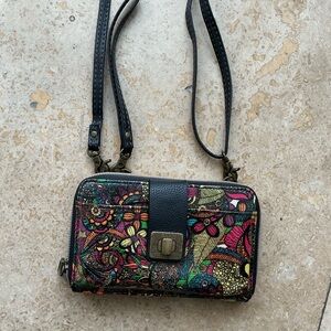 Sakroots Artist Circle Peace Print Coated Canvas Crossbody Wristlet Wallet